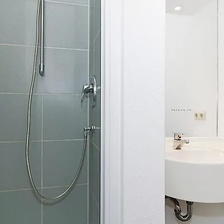 Strandstrasse 32 Strandstrasse 32-51 아파트